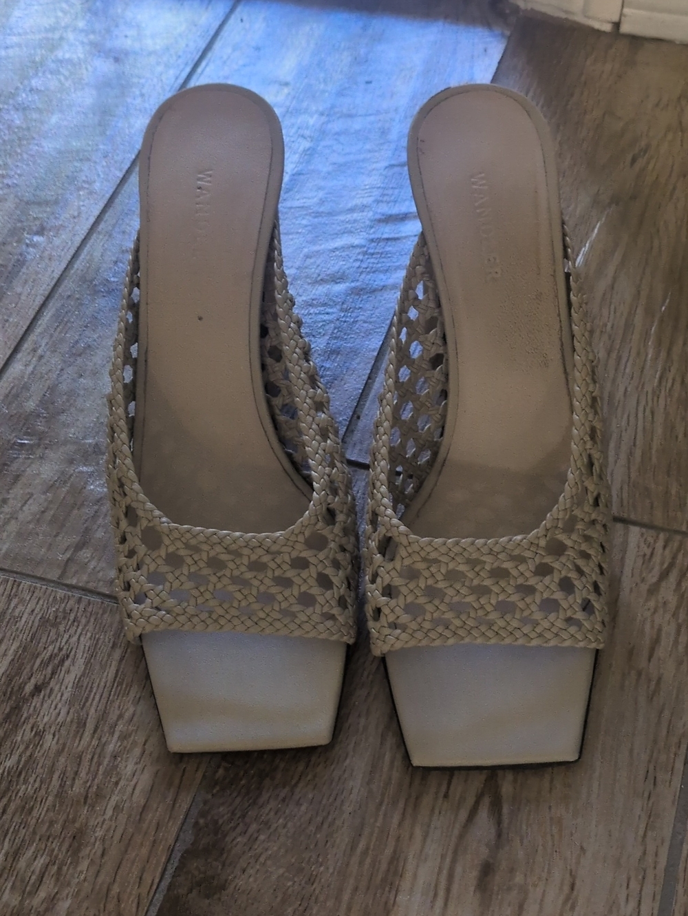 Women’s Beige Leather Block Heel Sandals
